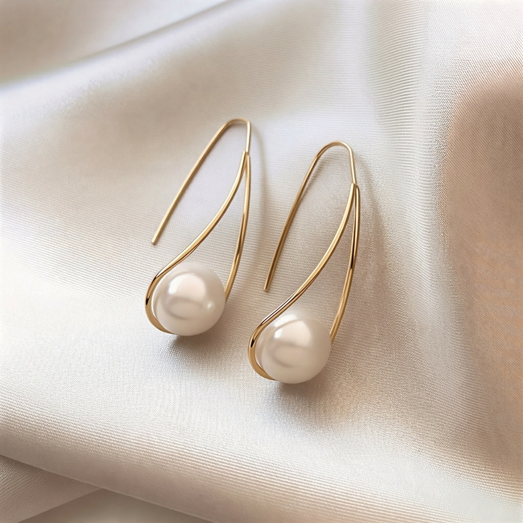Elegant earrings with mystical pearl