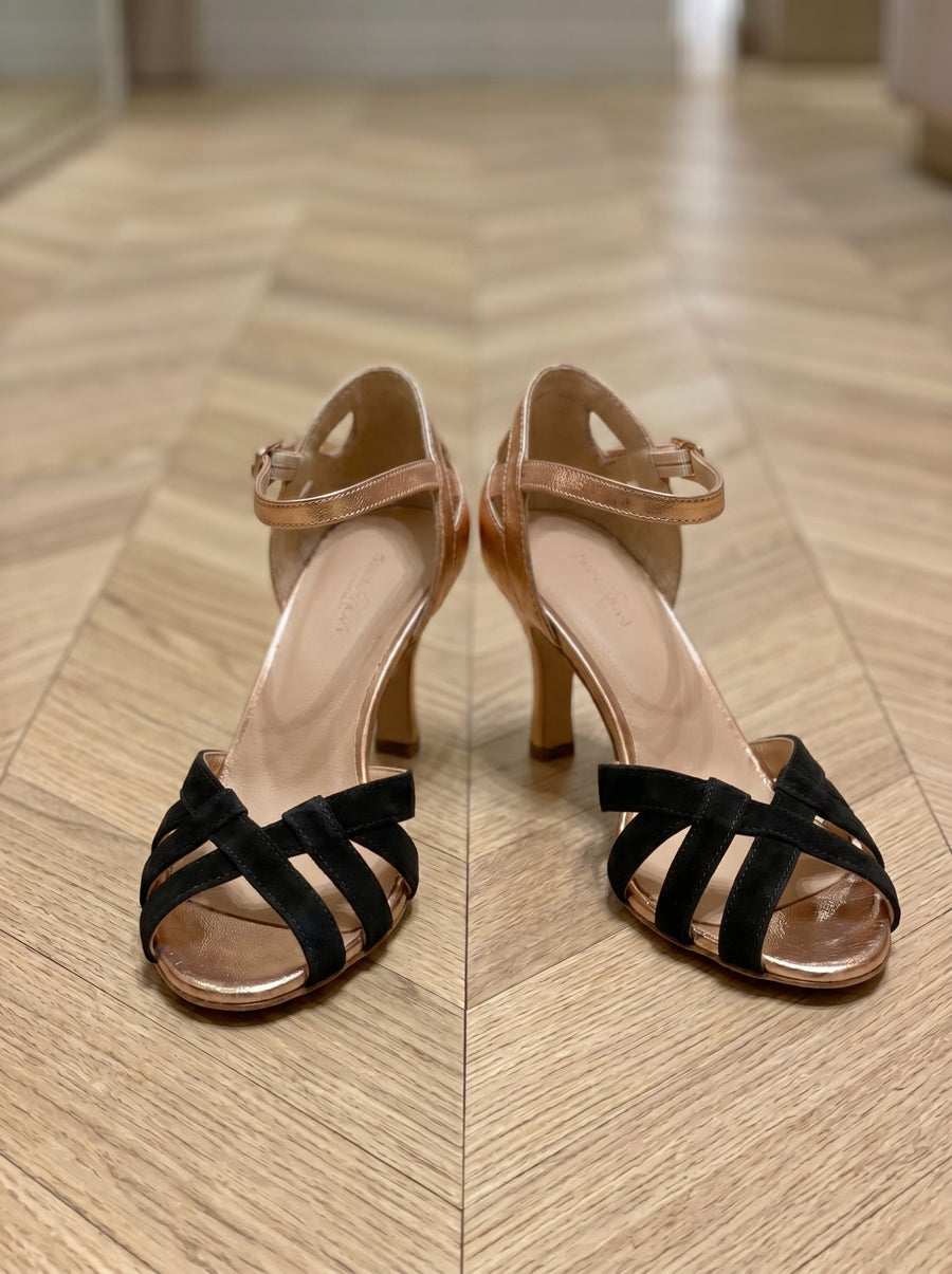 Danariah | Black Orthopedic Heels